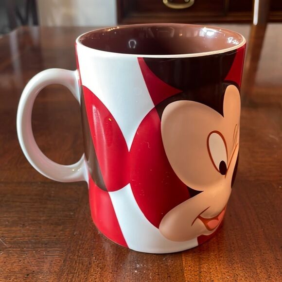 Mickey Mouse 3D Embossed Coffee Tea Mug Cup Disney Store - Picture 2 of 7